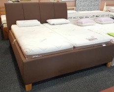 Belafonte čalouněná postel s úložným prostorem 180 x 200 cm VÝPRODEJ z výstavní plochy